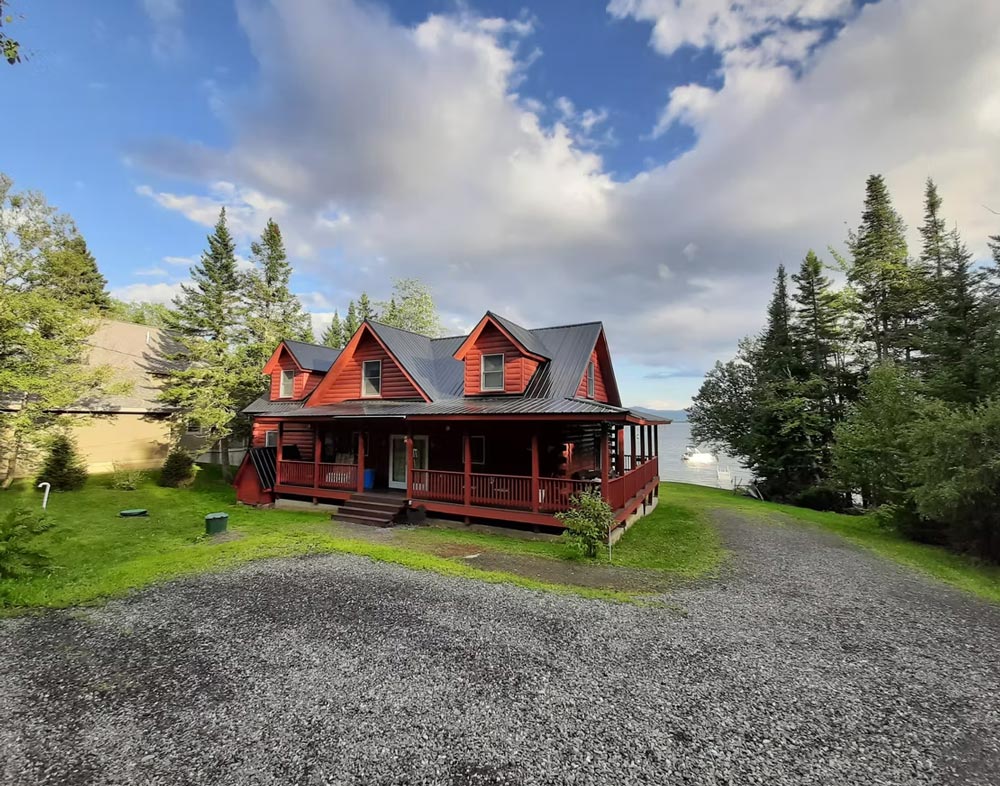 Red Wood Cabin