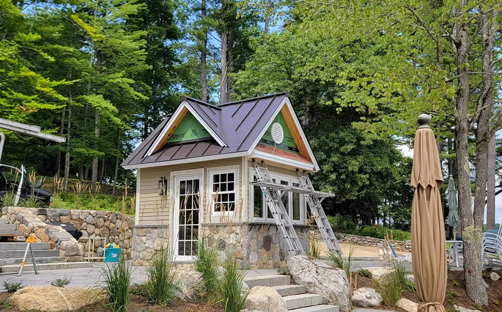 Small Lake Shop